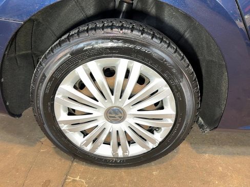 Used 2015 Volkswagen Passat 1.8T S image 80