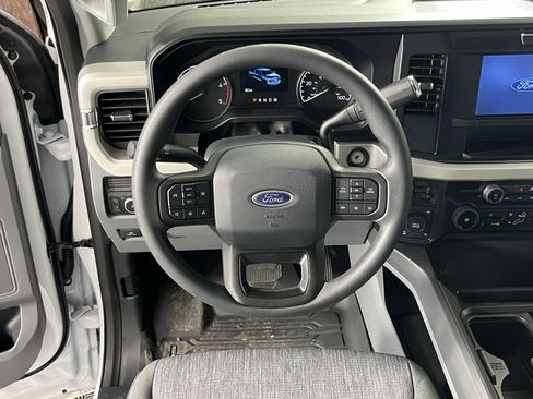 New 2026 Ford F350 XLT w/ XLT Value Package AWD/4WD image 11
