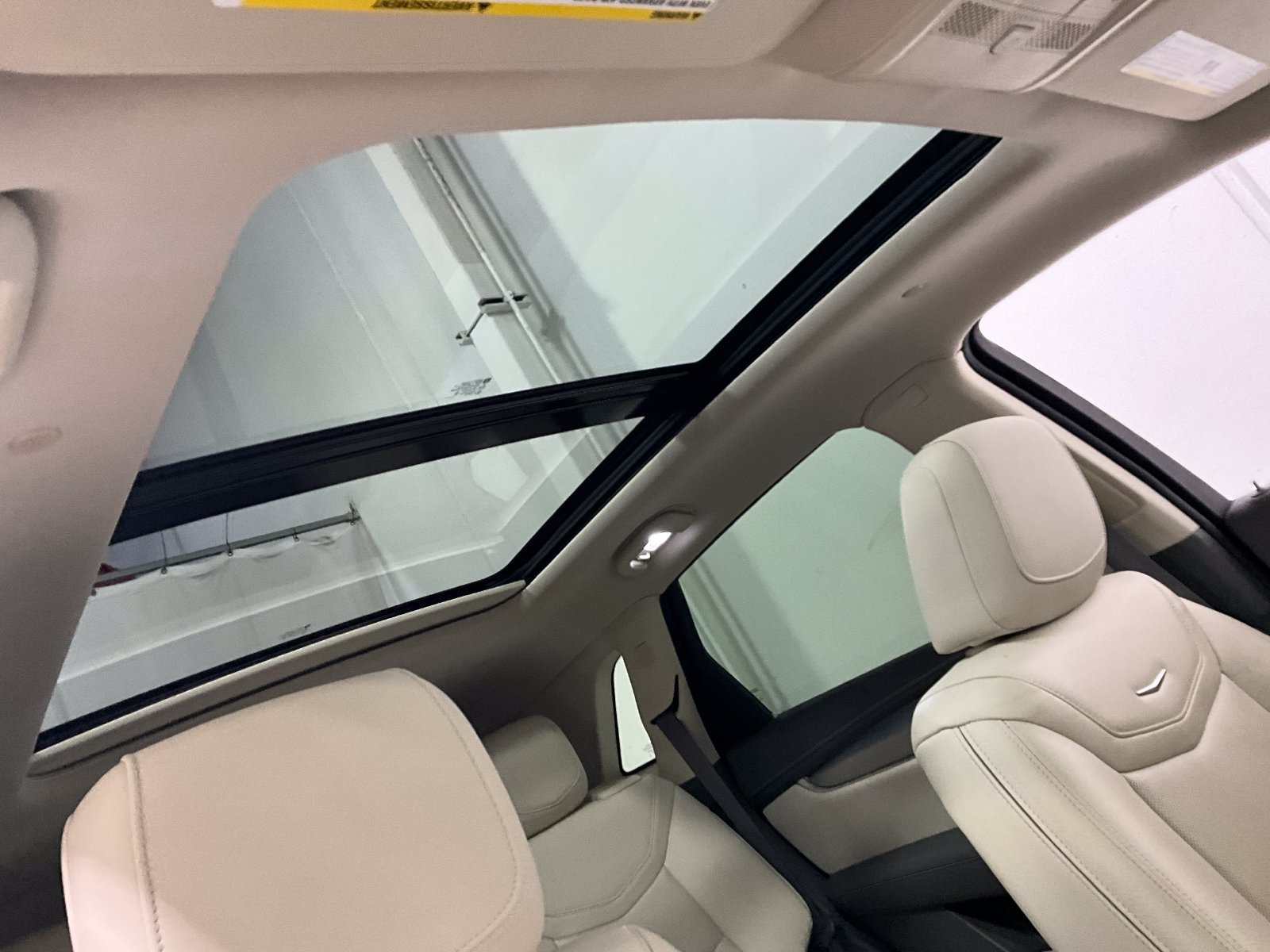 Used 2023 Cadillac XT5 Premium Luxury w/ Technology Package AWD/4WD image 23