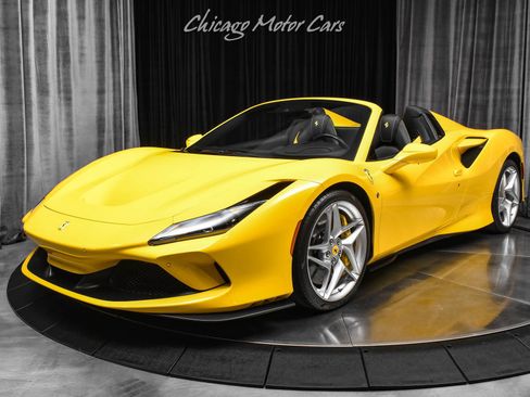 Used 2023 Ferrari F8 Tributo RWD image 32