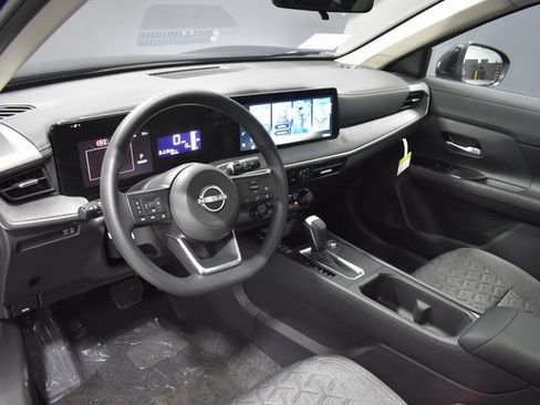 New 2026 Nissan Kicks SV w/ SV Premium Package image 4