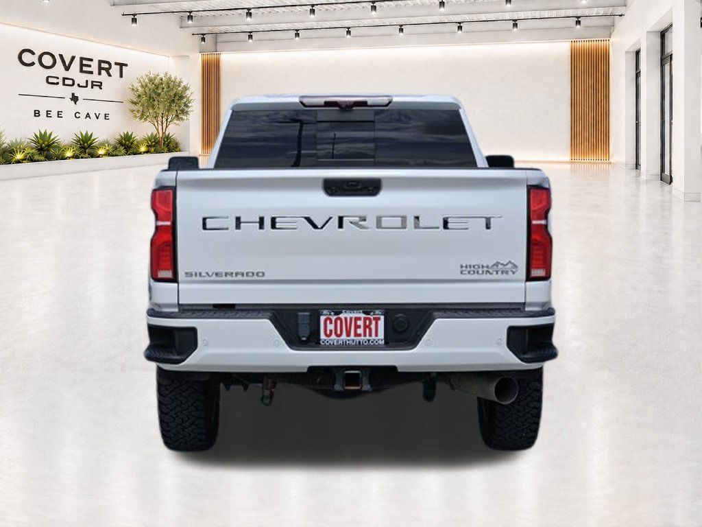 Used 2024 Chevrolet Silverado 3500 High Country w/ High Country Premium Package AWD/4WD image 6