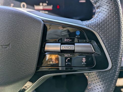 Used 2023 Nissan Ariya AWD image 27