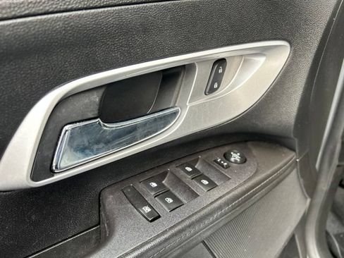 Used 2016 Chevrolet Equinox LS FWD image 11