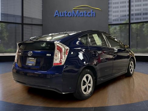 Used 2015 Toyota Prius Two image 9