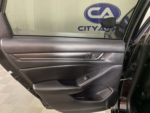 Used 2019 Honda Accord Sport image 29