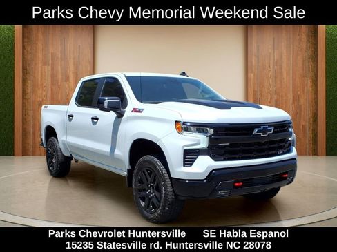 New 2026 Chevrolet Silverado 1500 LT Trail Boss w/ LT Trail Boss Premium Package AWD/4WD image 1
