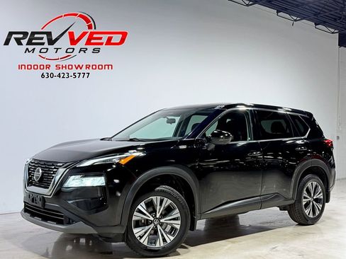 Used 2021 Nissan Rogue SV image 1