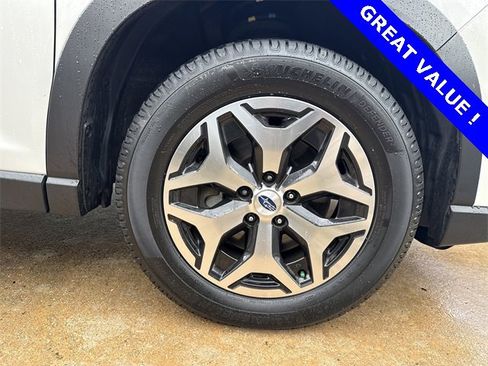 Used 2021 Subaru Forester Premium image 24