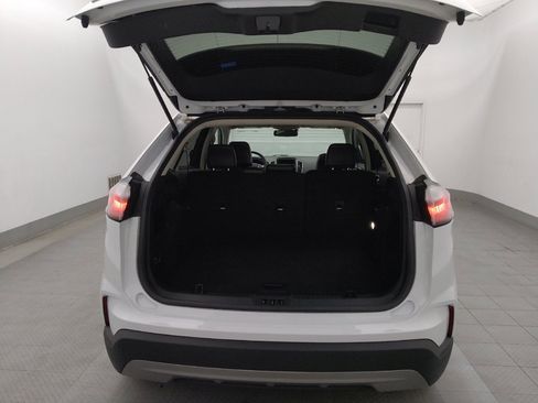 Used 2024 Ford Edge SEL image 29