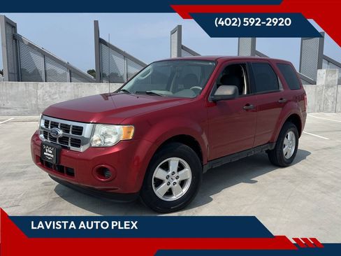 Used 2009 Ford Escape XLS AWD/4WD image 1