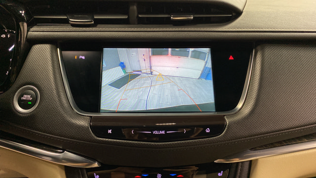 Used 2019 Cadillac XT5 AWD image 12