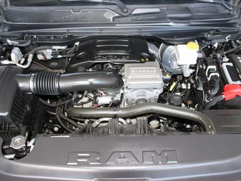 Used 2024 RAM 1500 Big Horn AWD/4WD image 30