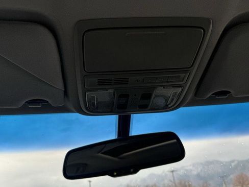 Used 2012 Honda Crosstour EX-L image 37