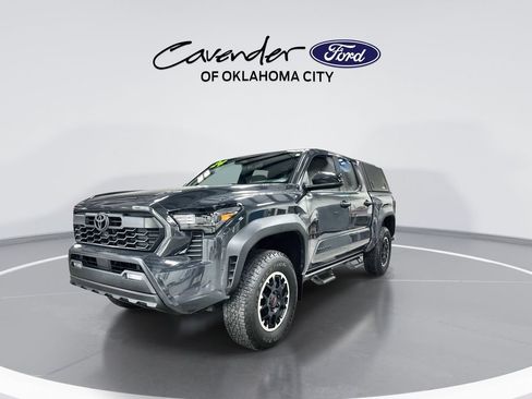 Used 2024 Toyota Tacoma TRD Off-Road AWD/4WD image 4
