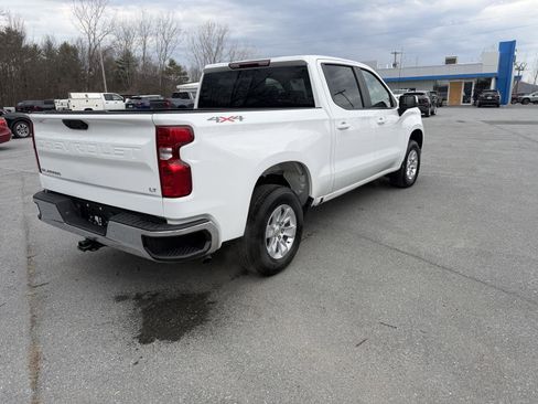 Used 2025 Chevrolet Silverado 1500 LT image 8