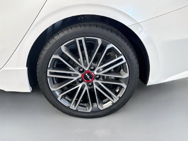 Used 2022 Kia Forte GT w/ GT Technology Package FWD image 36