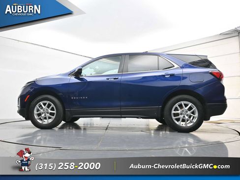 Used 2022 Chevrolet Equinox LT AWD/4WD image 21