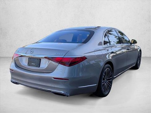 Used 2022 Mercedes-Benz S 500 4MATIC image 5