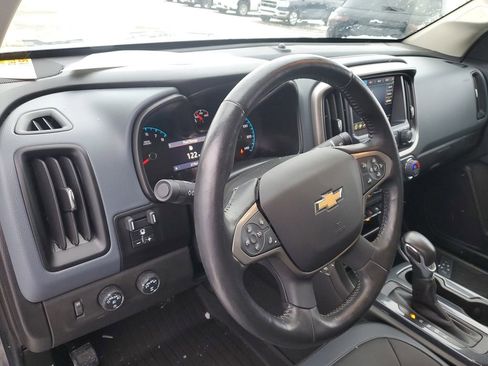 Certified 2022 Chevrolet Colorado Z71 w/ Safety Package image 8