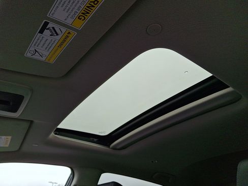 Certified 2024 Honda HR-V EX-L image 15