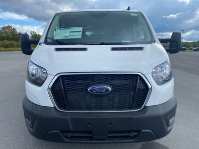 New 2025 Ford Transit 150 Low Roof w/ Exterior Upgrade Package