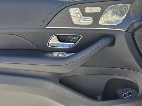Used 2024 Mercedes-Benz GLE 350 4MATIC image 19
