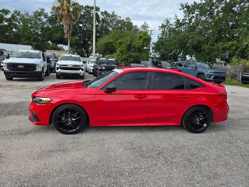 Used 2024 Honda Civic Sport image 3