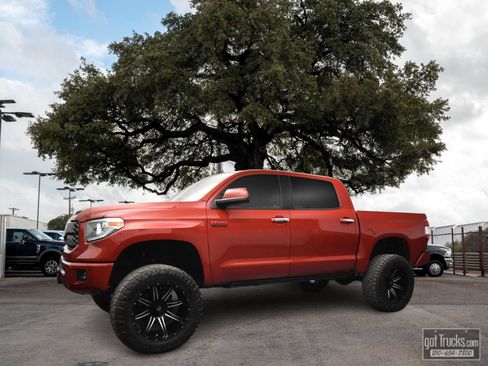 Used 2020 Toyota Tundra Platinum AWD/4WD image 1