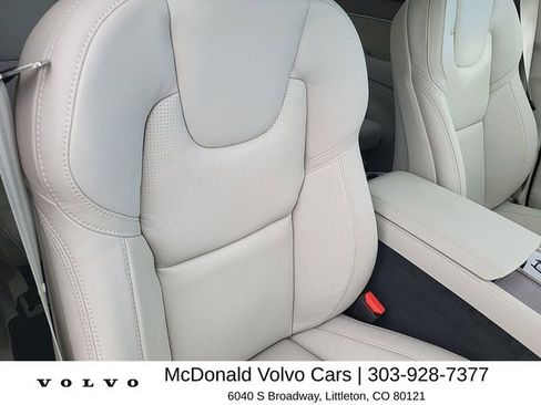 New 2026 Volvo XC90 B6 Ultra w/ Protection Package AWD/4WD image 19