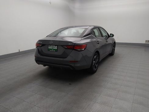 Used 2024 Nissan Sentra SV FWD image 9