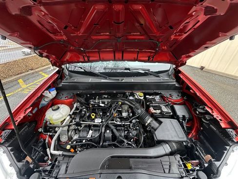 Used 2024 Ford Maverick Lariat w/ FX4 Off-Road Package AWD/4WD image 22