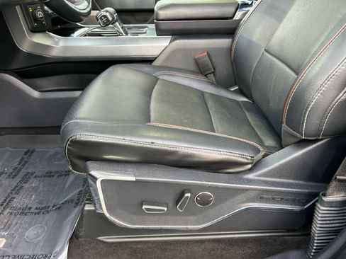 Certified 2022 Ford F150 Lariat w/ Equipment Group 502A High image 27