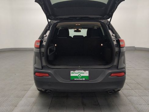 Used 2014 Jeep Cherokee Latitude FWD image 29