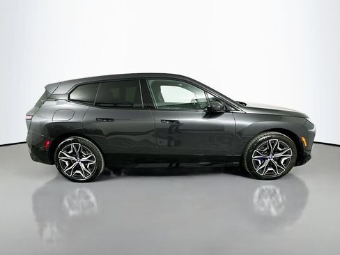 Used 2024 BMW iX xDrive50 w/ Sport Package AWD/4WD image 4