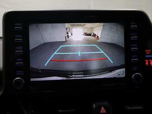 Used 2022 Toyota C-HR Limited FWD image 24