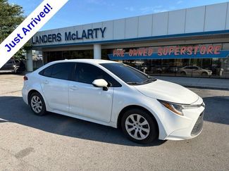 Used 2024 Toyota Corolla LE FWD video 1