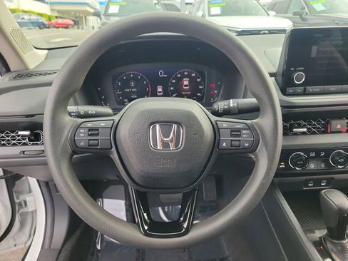 Certified 2023 Honda Accord EX image 19