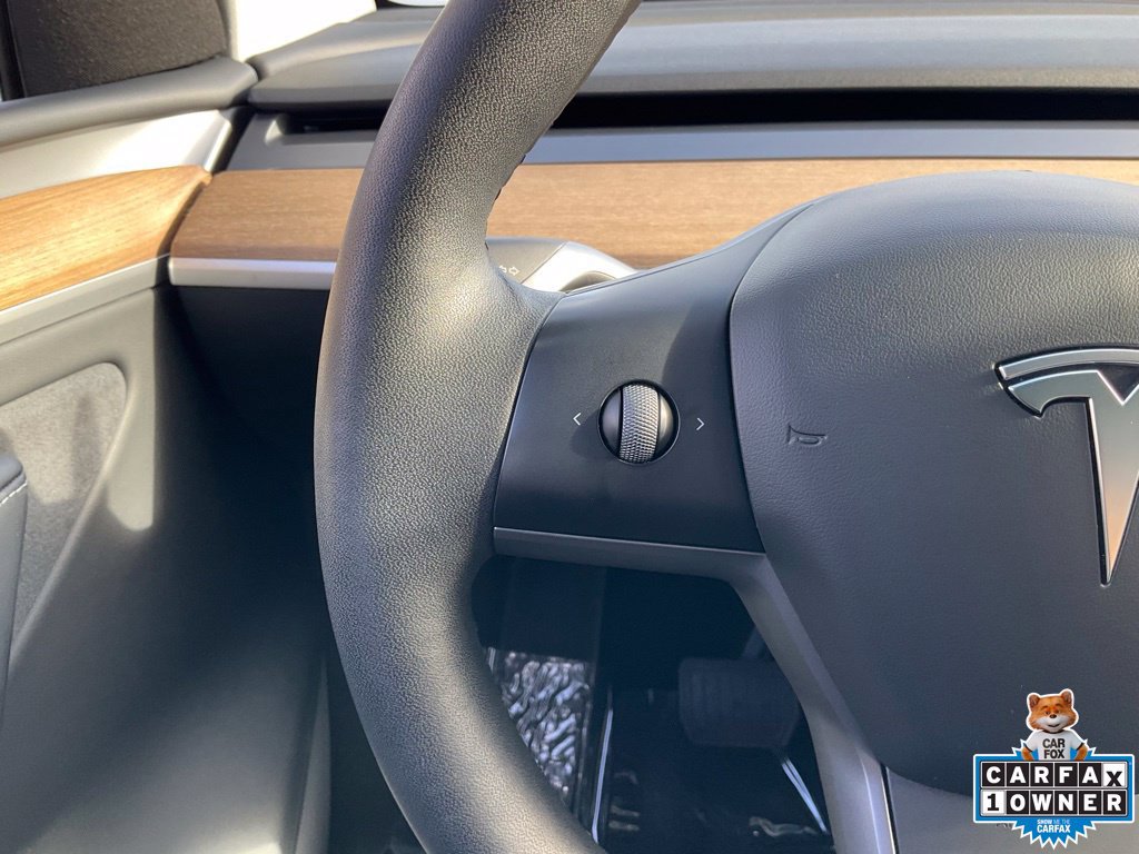 Used 2024 Tesla Model Y Long Range AWD/4WD image 48