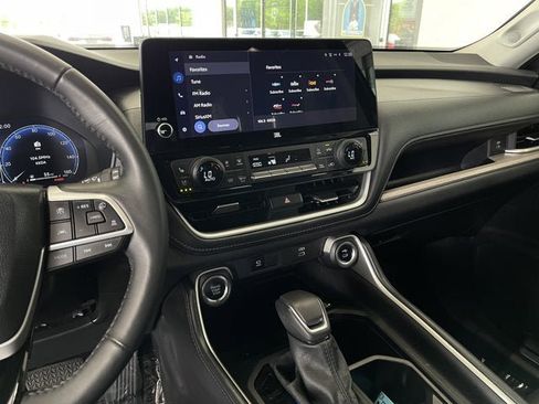 Used 2025 Toyota Grand Highlander FWD image 15