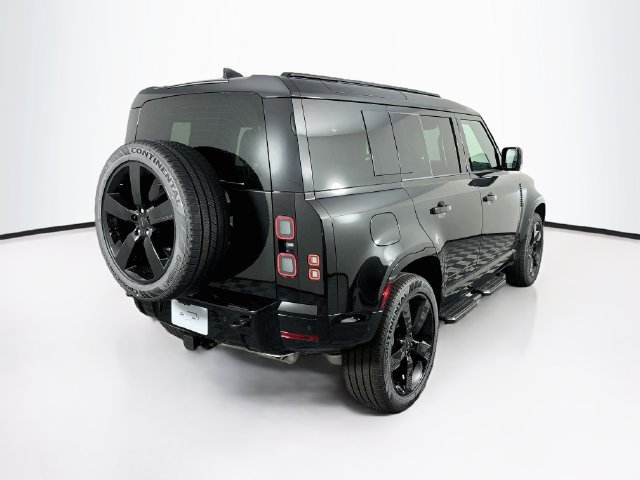New 2026 Land Rover Defender 110 X-Dynamic SE AWD/4WD image 5