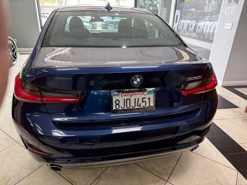 Used 2019 BMW 330i Sedan w/ Premium Package RWD image 18