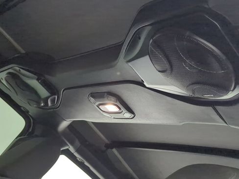 Used 2018 Jeep Wrangler Unlimited Rubicon AWD/4WD image 31