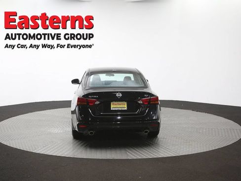 Used 2024 Nissan Altima 2.5 SV w/ SV Premium Package FWD image 37
