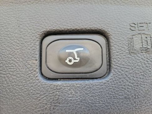 Used 2023 Ford Edge SEL w/ Convenience Package AWD/4WD image 10