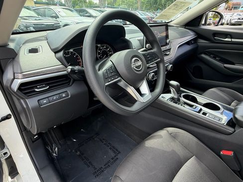 Certified 2023 Nissan Altima 2.5 SV AWD/4WD image 10