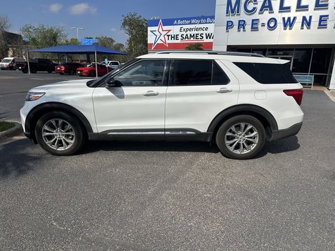 Used 2021 Ford Explorer Limited w/ Equipment Group 301A image 3