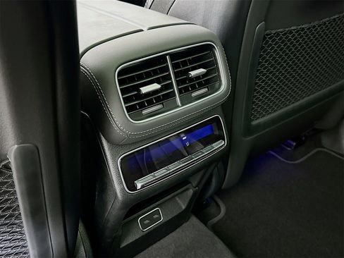 New 2026 Mercedes-Benz GLE 580 4MATIC image 28