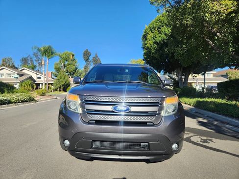 Used 2013 Ford Explorer Limited image 17