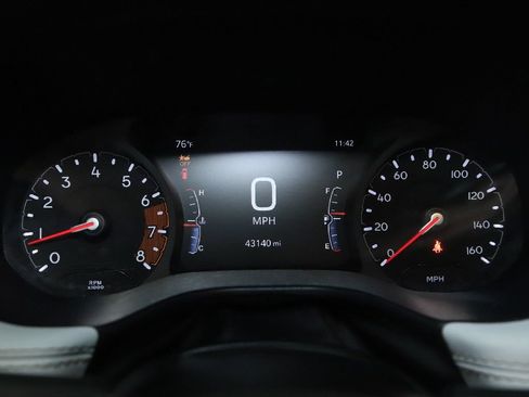 Used 2025 Jeep Compass Limited AWD/4WD image 24